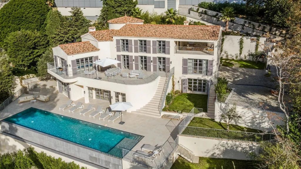 Property photo 1 of 9