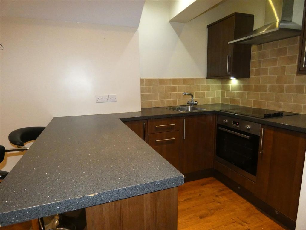 Property photo 2 of 7 P1340630.Jpg