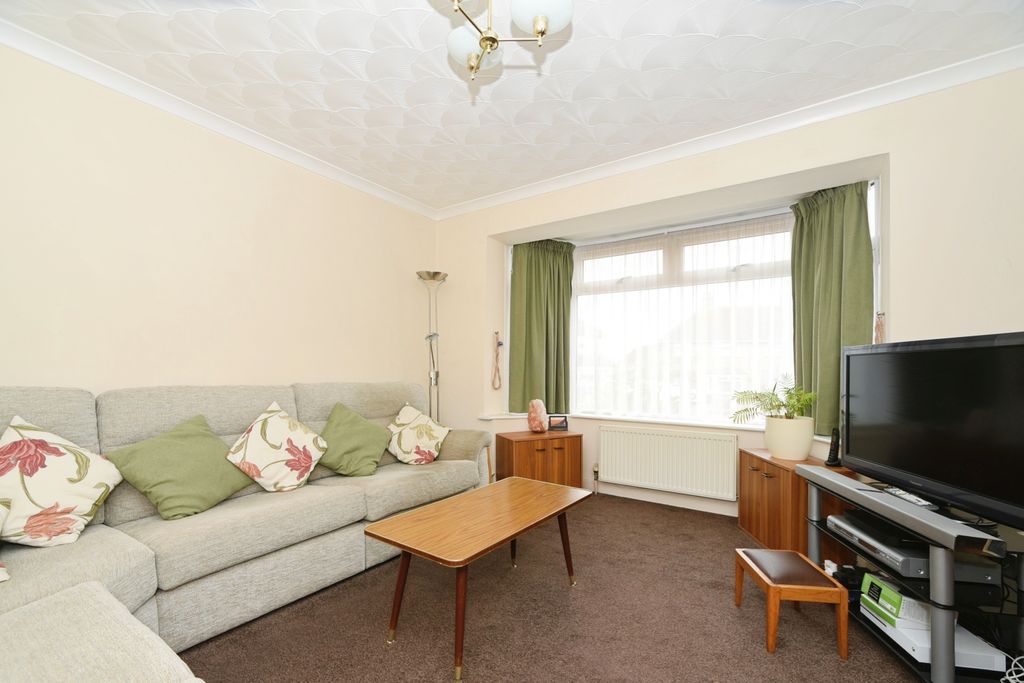 Property photo 3 of 15