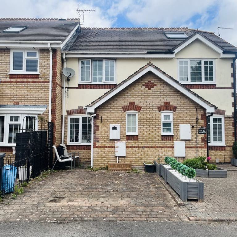 Property photo 1 of 3