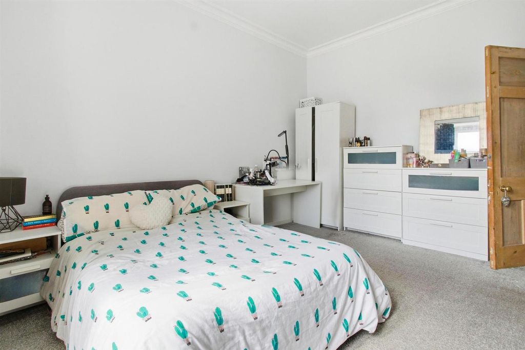 Additional image 17 of 1 bed flat for saleRound Riding Road Dumbarton G82
