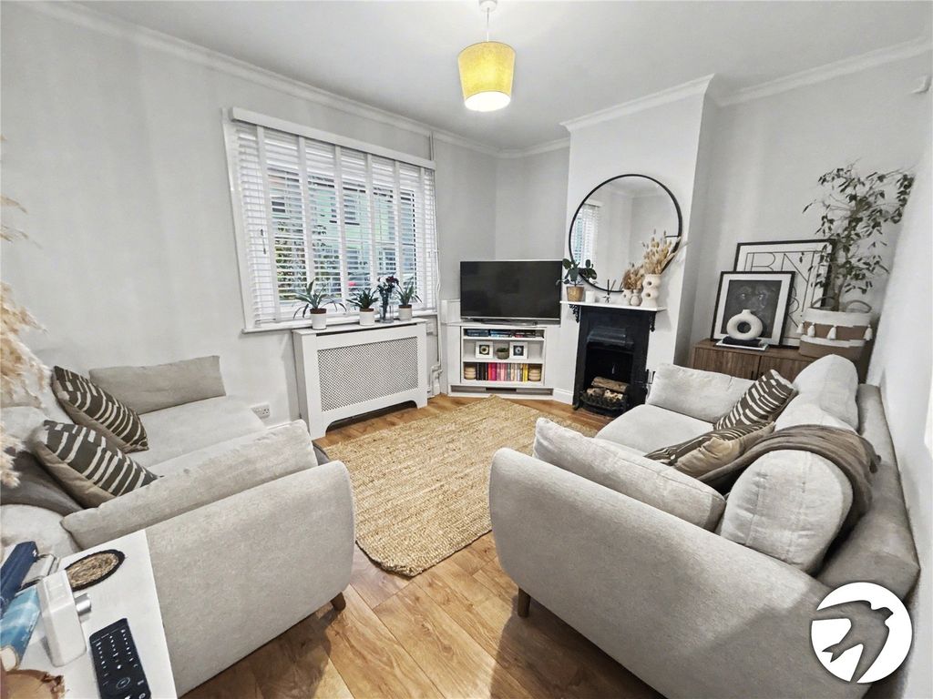 Property photo 2 of 29 Picture No. 20