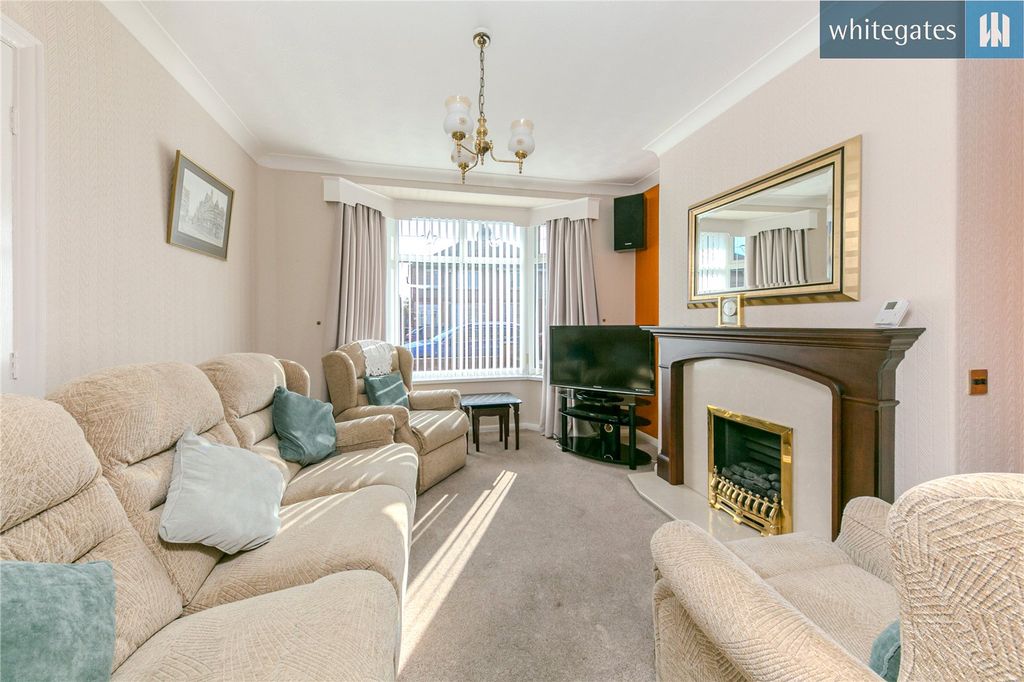 Property photo 3 of 17 Picture No. 12