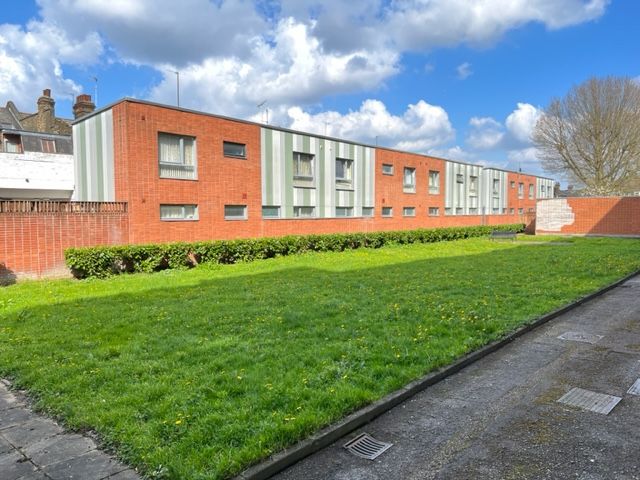 Property photo 1 of 15