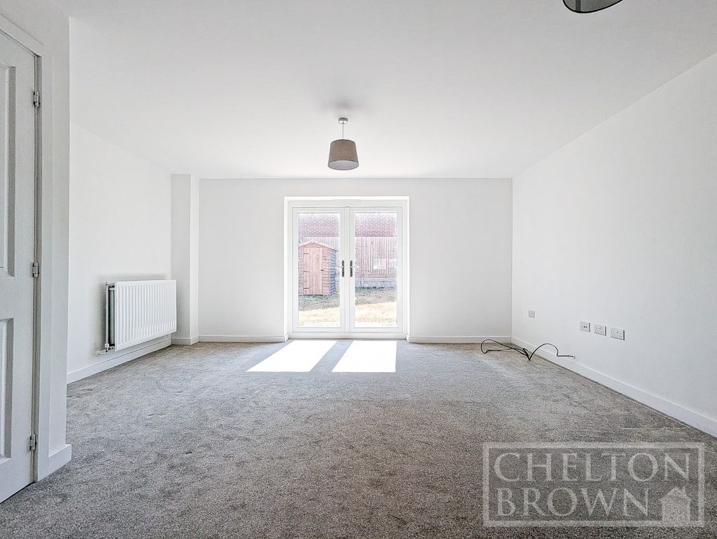 Property photo 3 of 34 Living Room