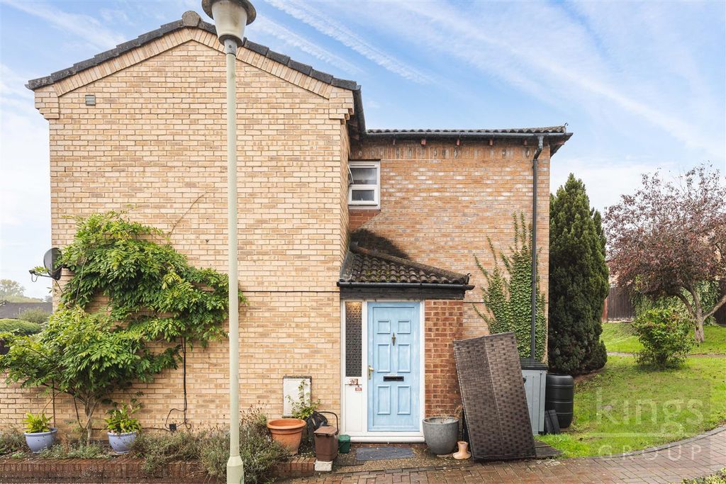 Property photo 1 of 15 Front