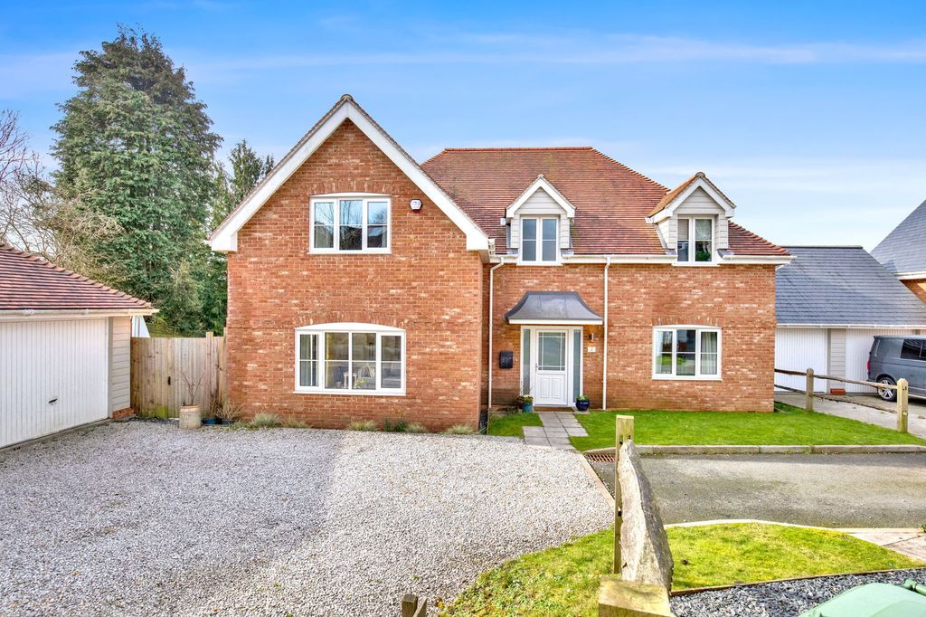 Property photo 1 of 34