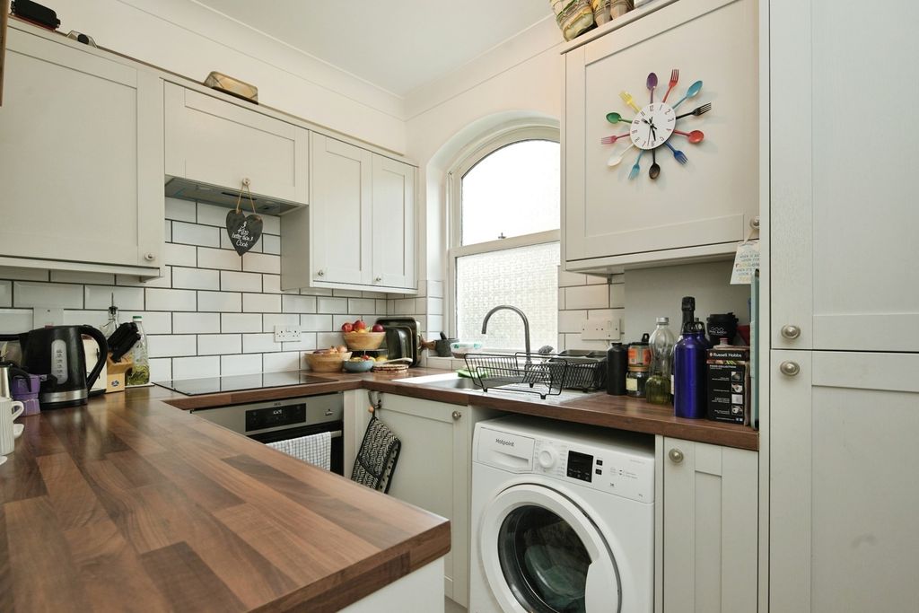 Property photo 3 of 15 Pbox-Img.Jpg