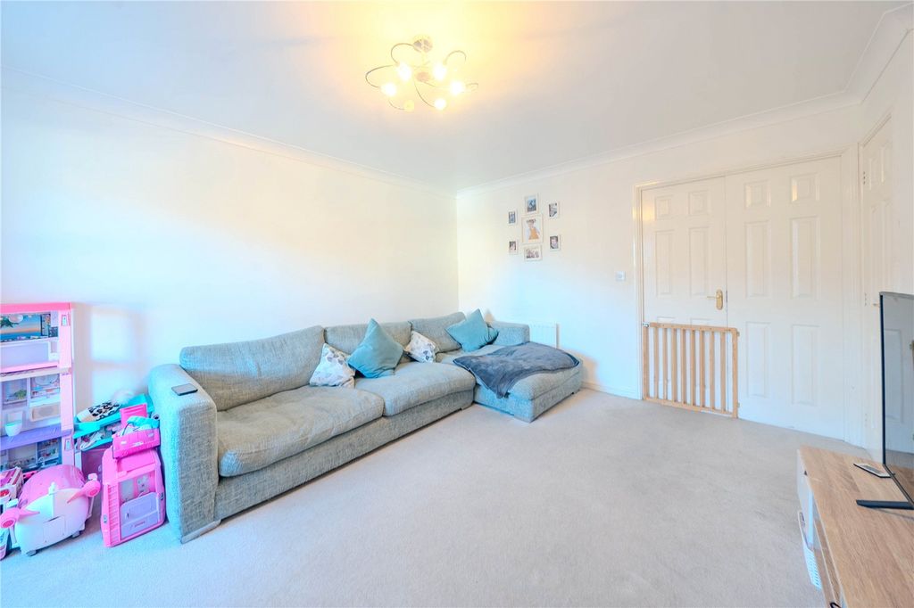 Property photo 2 of 14 Picture No. 07