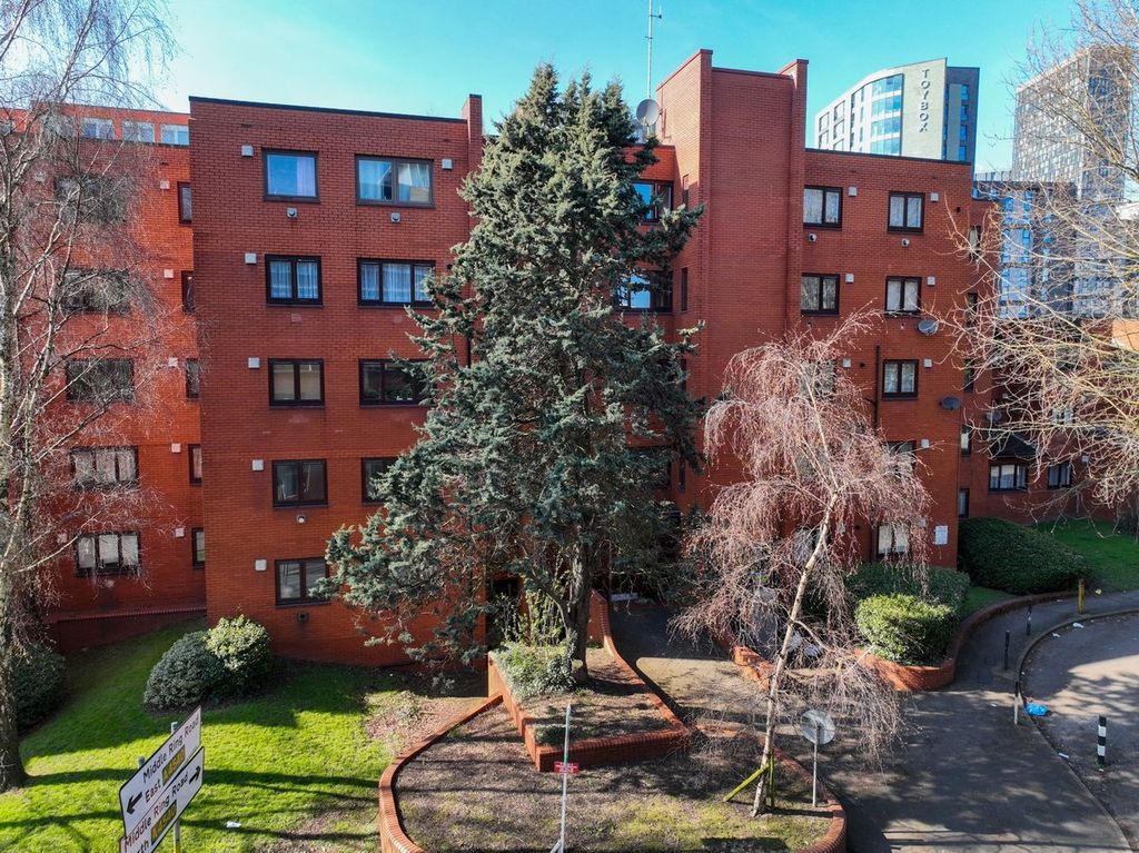 Property photo 2 of 15