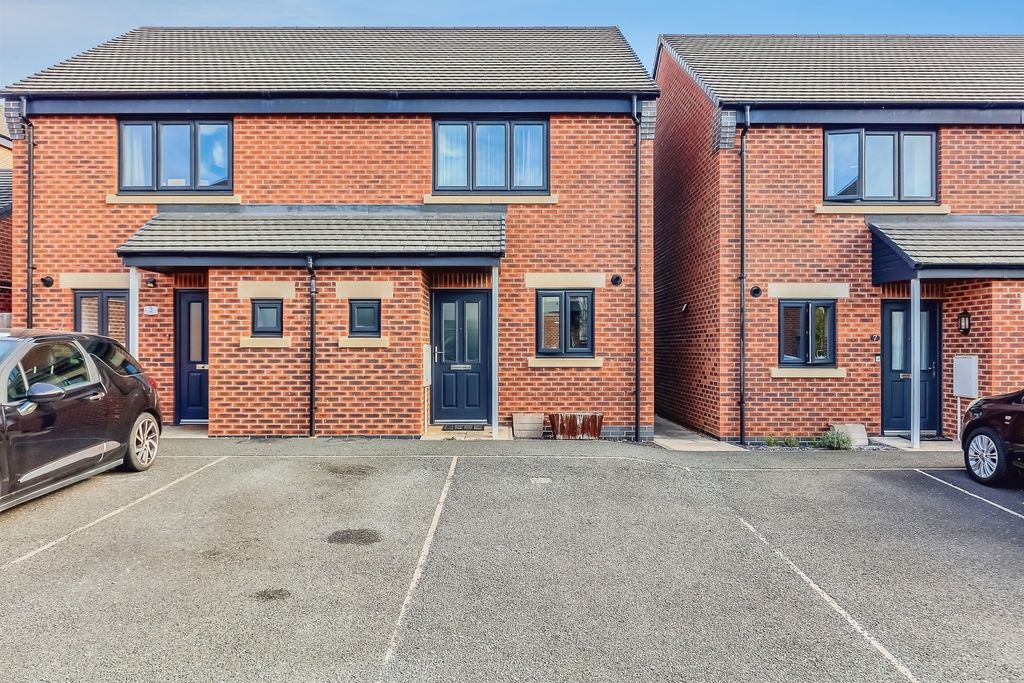 Property photo 1 of 13