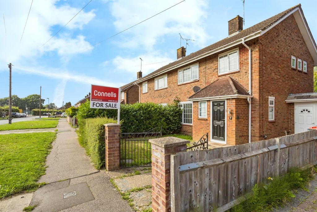 Property photo 2 of 17