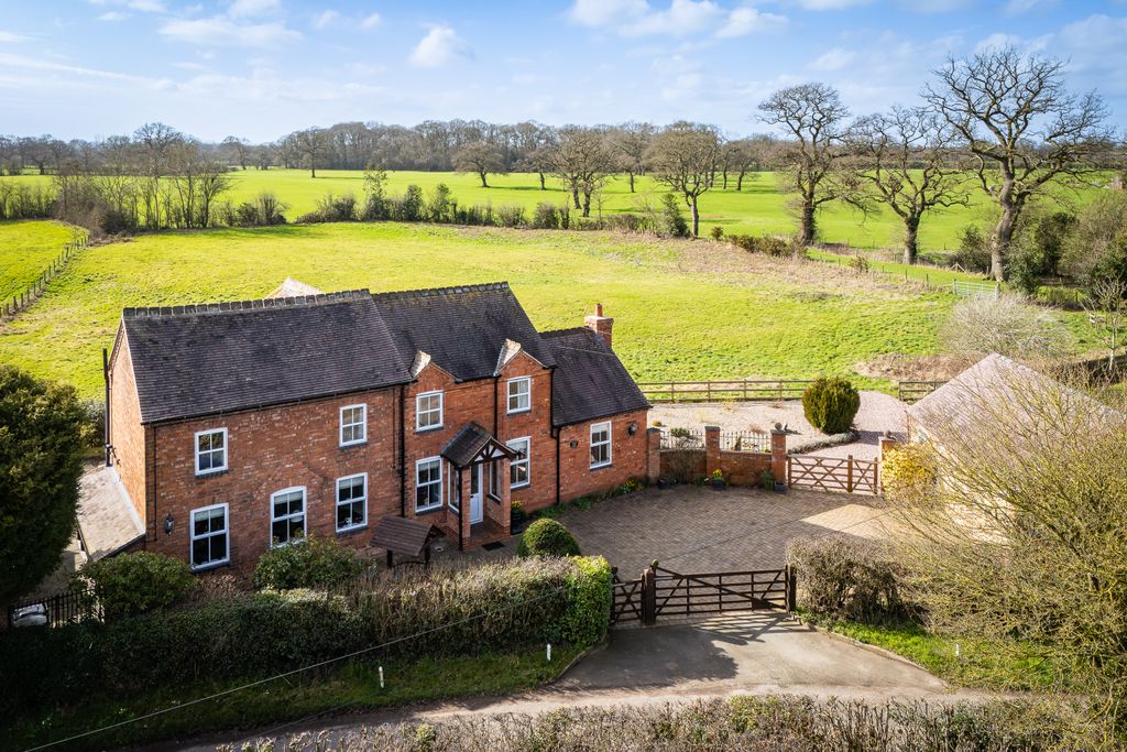 Property photo 1 of 28 Front Of Property