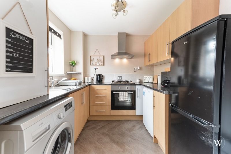 Property photo 3 of 12 4201704