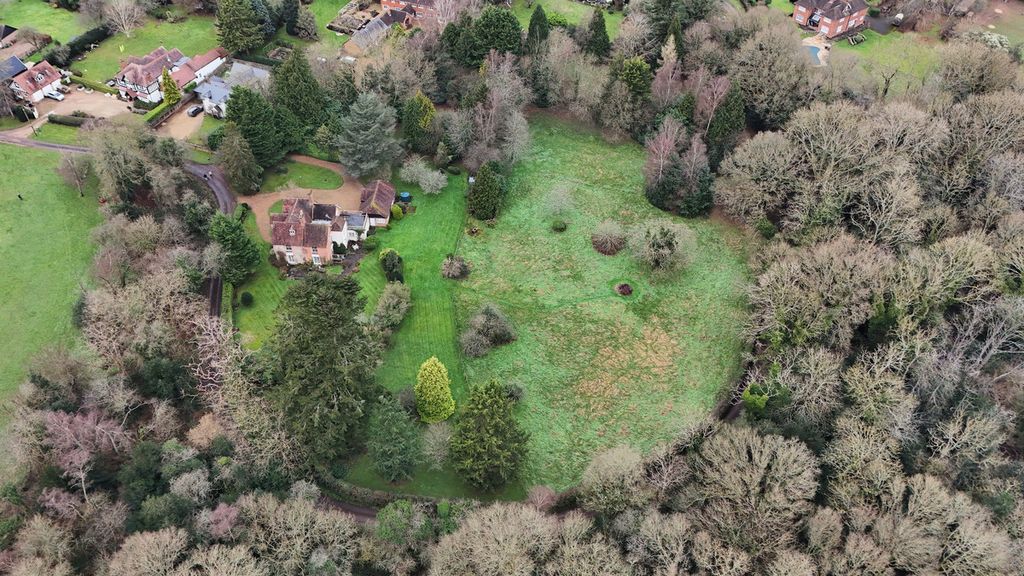 Property photo 3 of 36