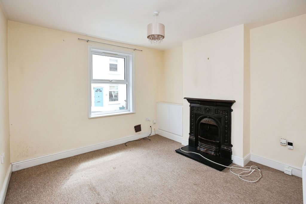 Property photo 2 of 13 Photo