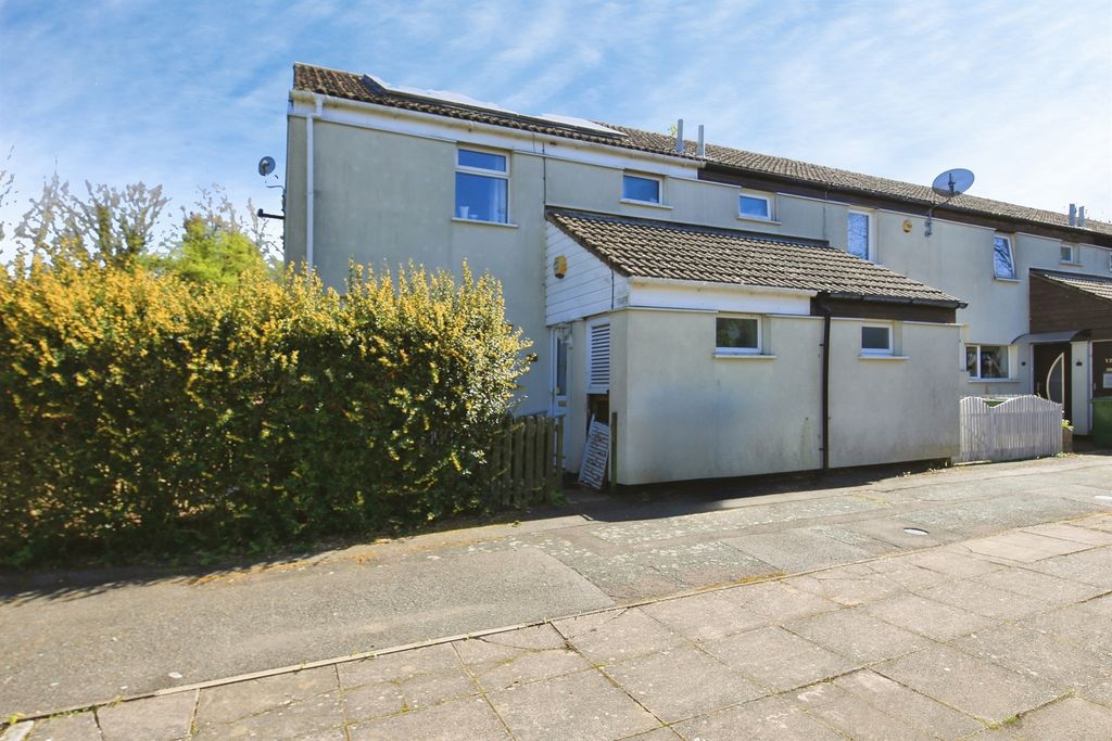 Property photo 1 of 17