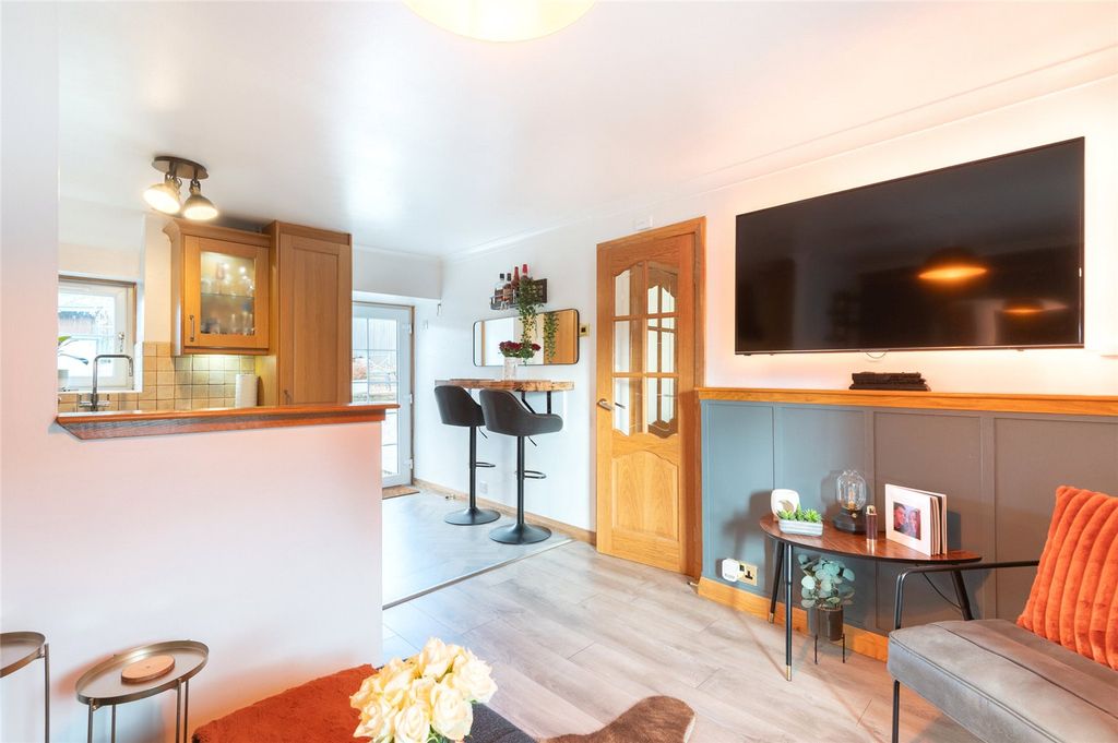 Property photo 2 of 27 Picture 2