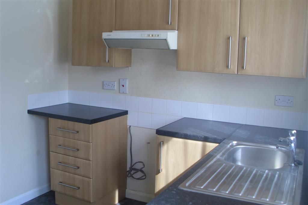 Property photo 2 of 4 Kitchen