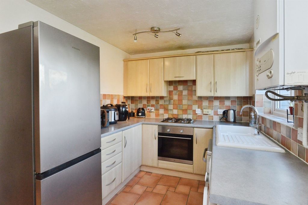 Property photo 3 of 10