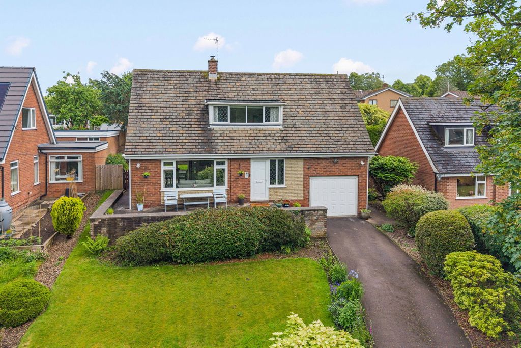 Property photo 1 of 24
