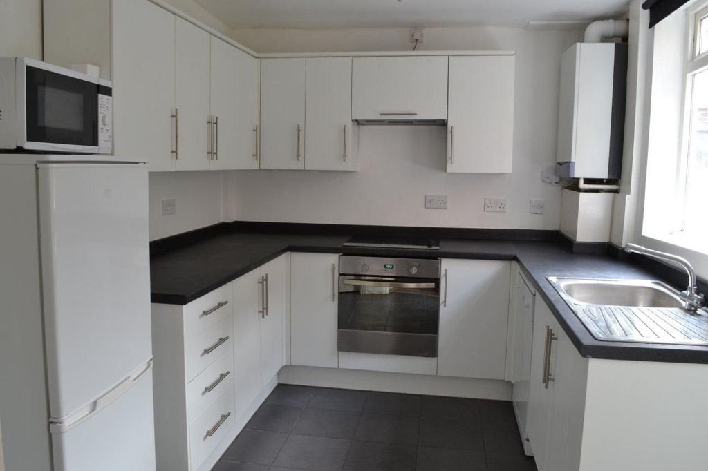 Property photo 2 of 11 Picture No. 04