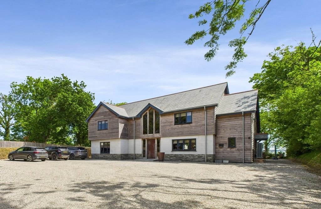 Property photo 1 of 53 Picture No. 64