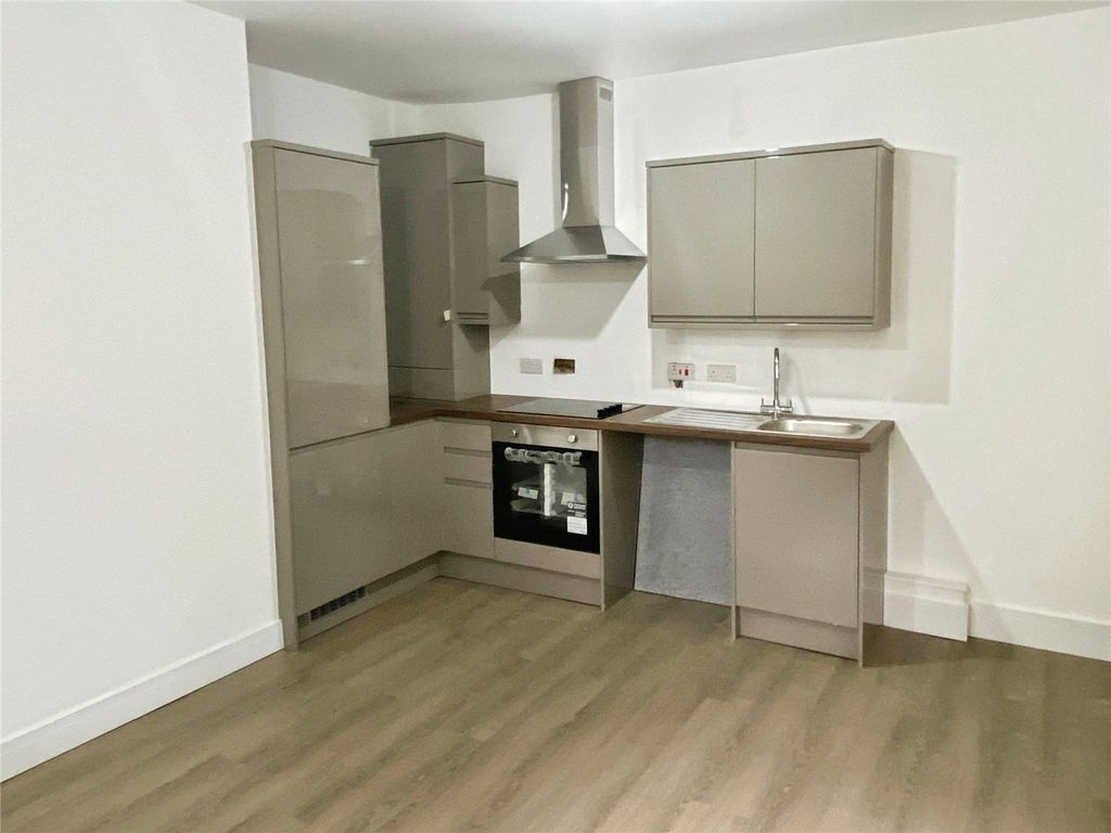 Property photo 3 of 7 Picture No. 18