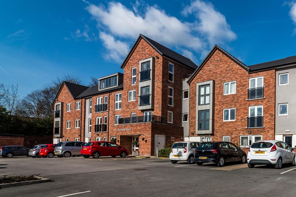Property photo 1 of 25 Wendover Court (1).Jpg