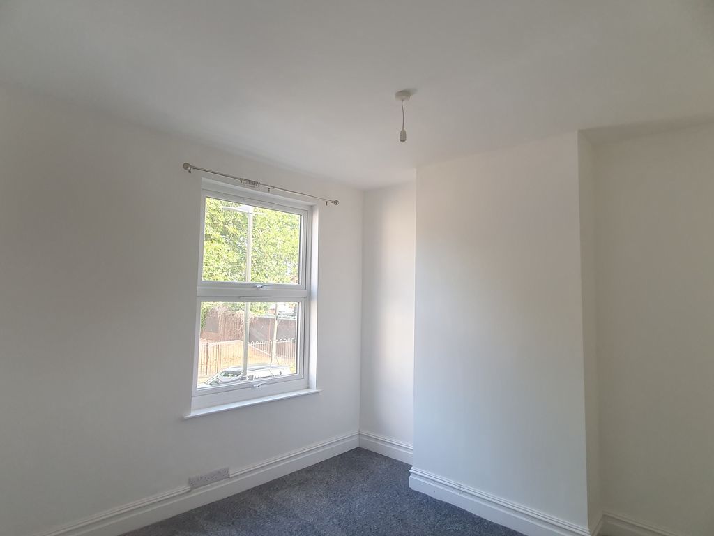 Property photo 3 of 13 Photo 5