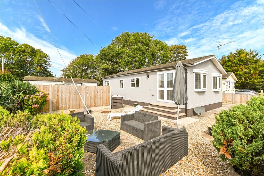 Property photo 1 of 15 Picture No. 16