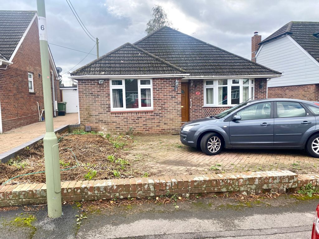 Property photo 2 of 10 Front