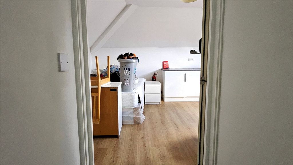 Property photo 2 of 7 Picture No. 02