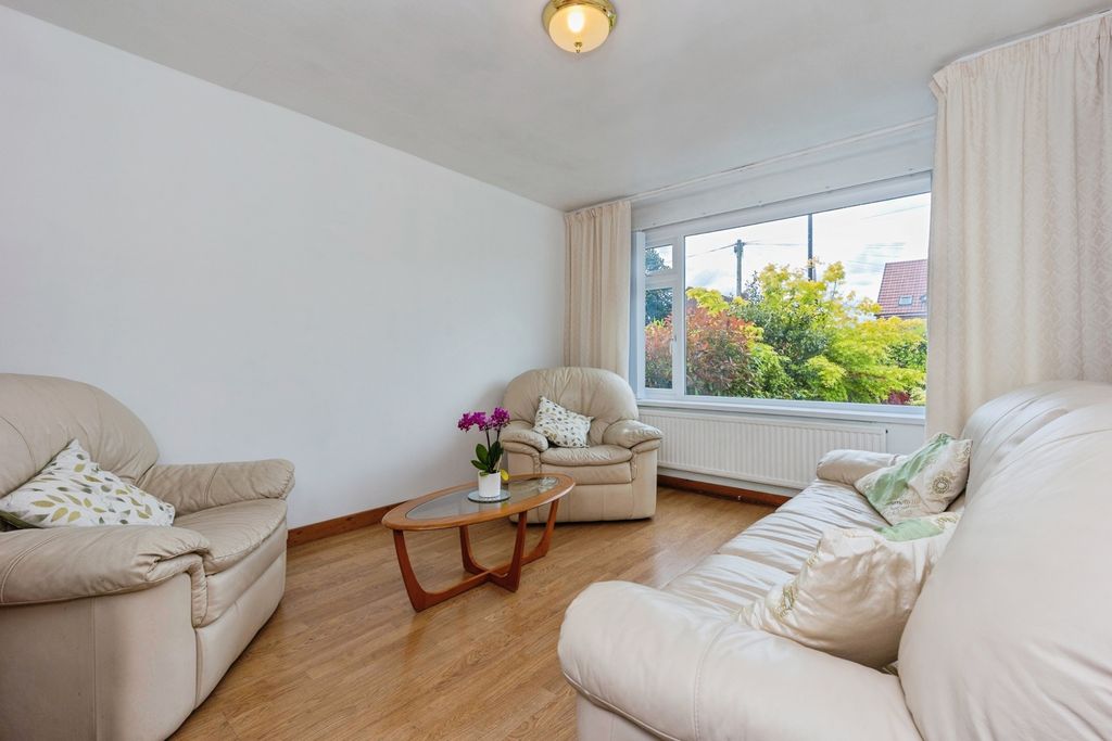 Property photo 2 of 19 Pbox-Img.Jpg
