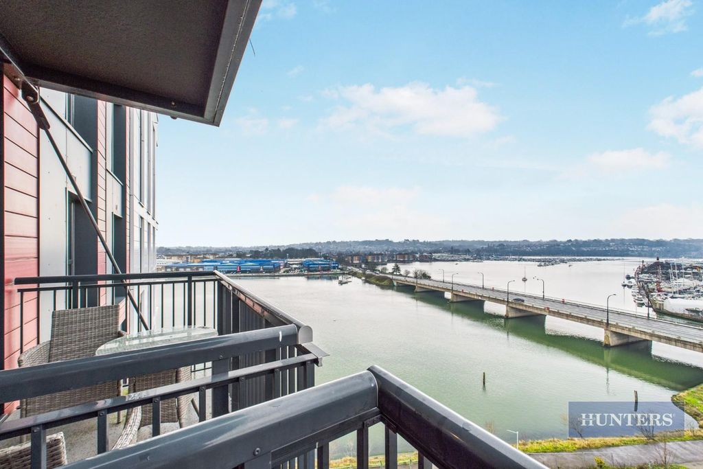 Property photo 2 of 9 Tlc_E126ba39-Ed43-47Dd-Ac4B-884d3983De52_dcc2007.J