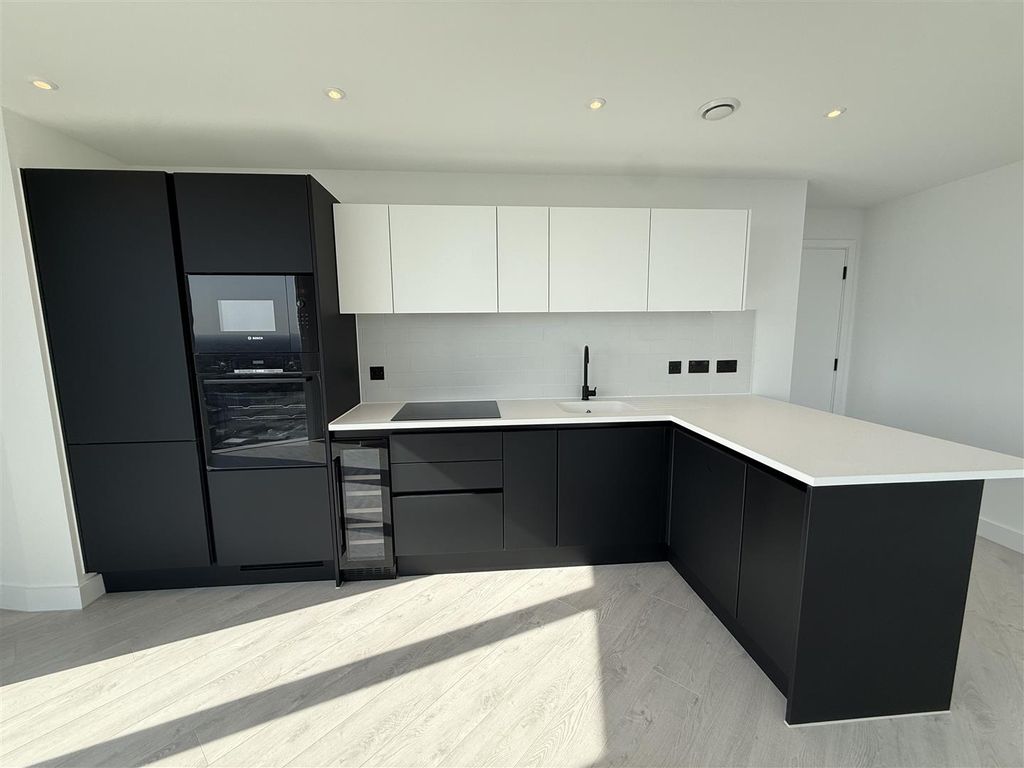 Property photo 1 of 23 Kitchen.Jpeg