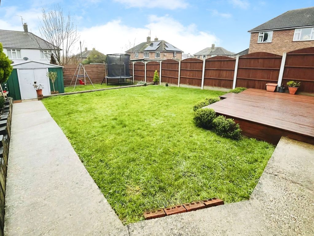 Property photo 2 of 20