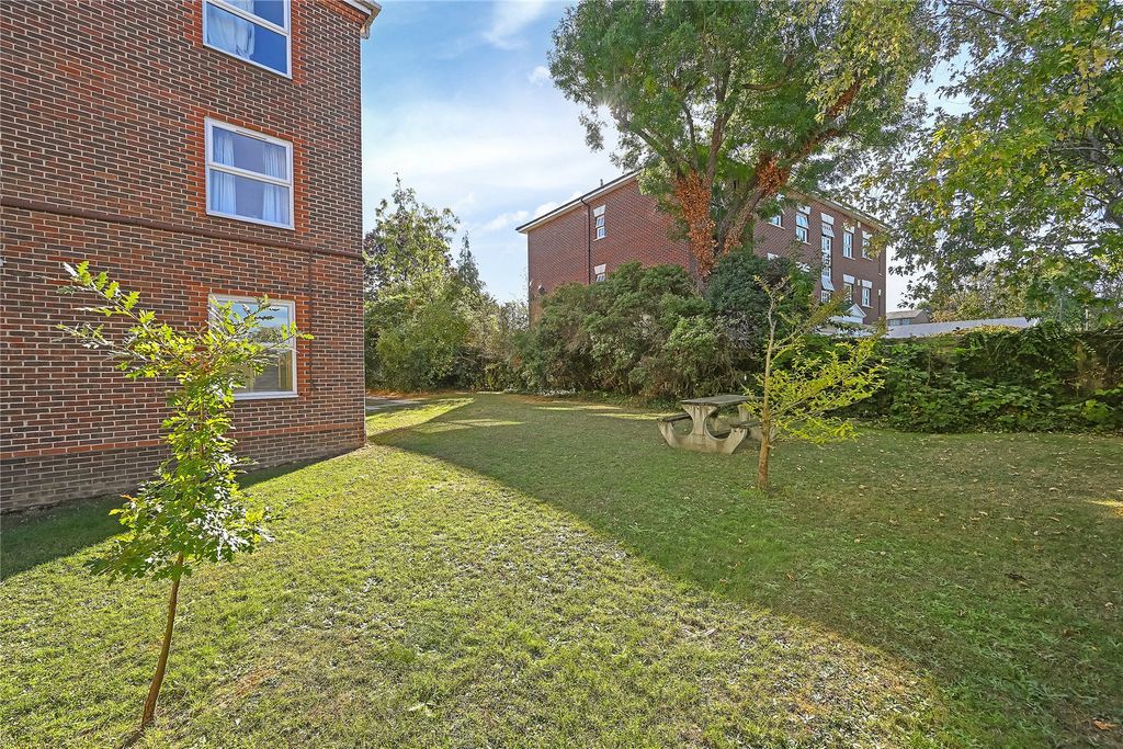 Property photo 3 of 9 Picture No. 09