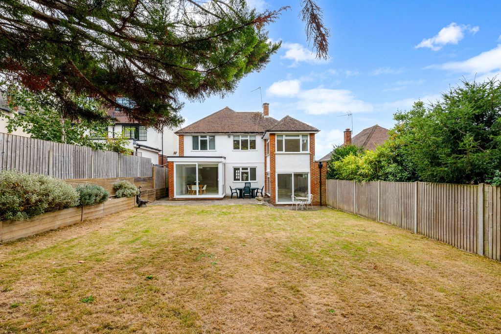 Property photo 2 of 26