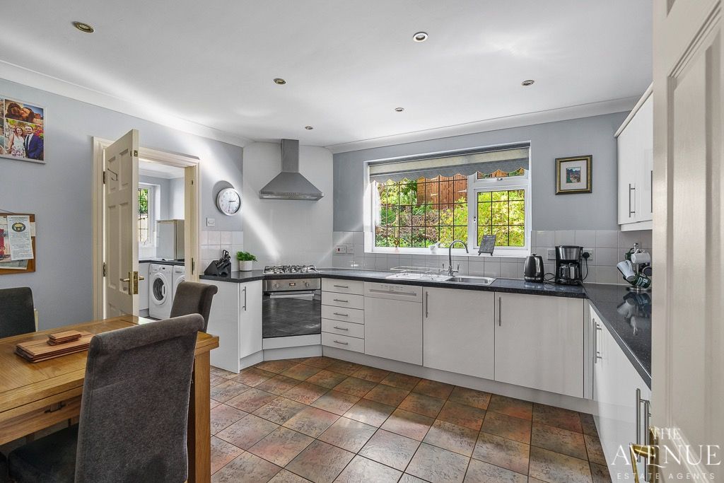 Property photo 3 of 50 4148106