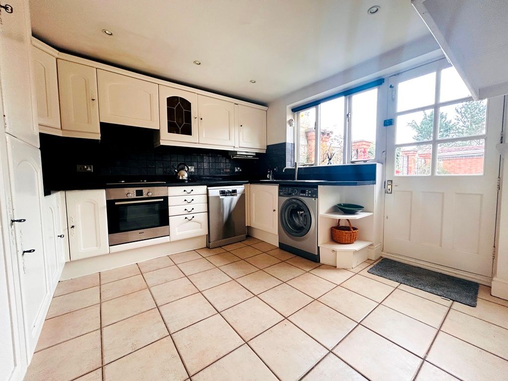 Property photo 2 of 22
