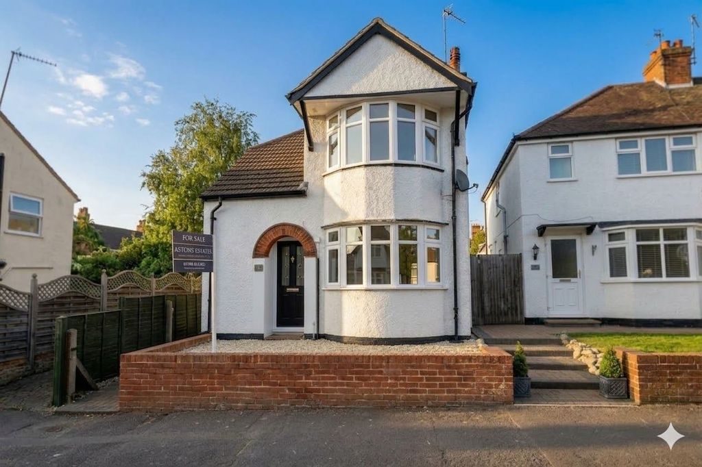 Property photo 1 of 20