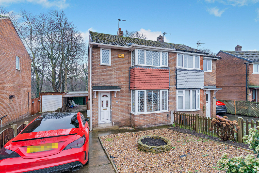 Property photo 1 of 12