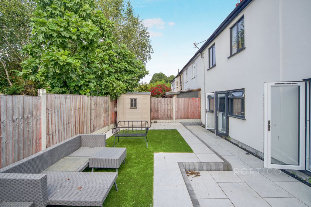 Property photo 2 of 20 Pbox-Img.Jpg