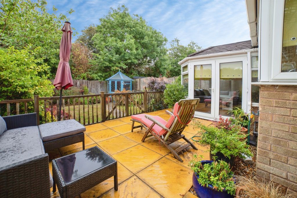 Property photo 2 of 18
