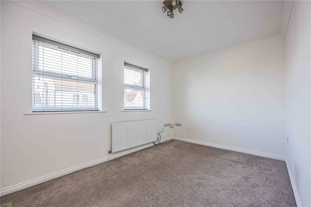 Property photo 3 of 9 Picture No. 04
