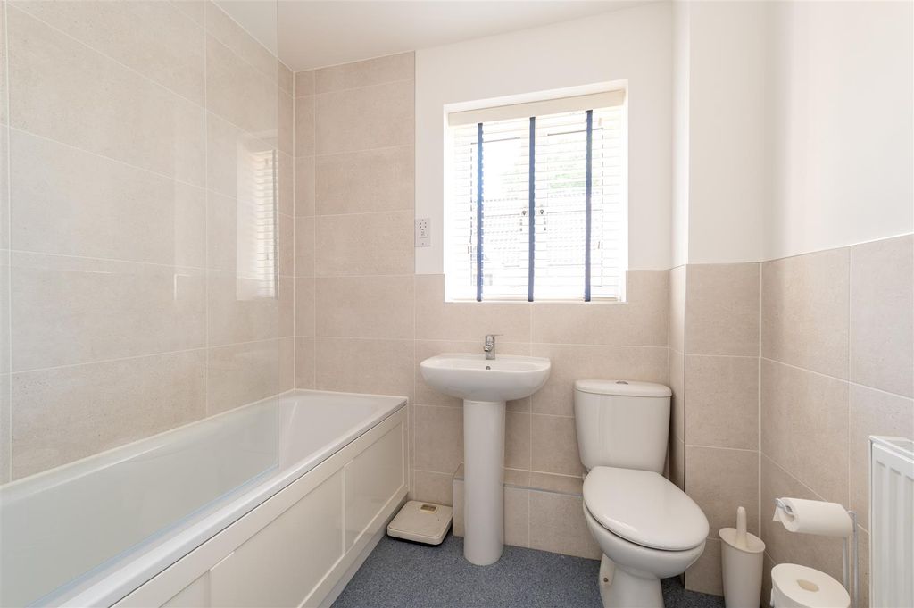 Additional image 9 of 2 bed detached bungalow for saleCarey Drive, Halesworth IP19