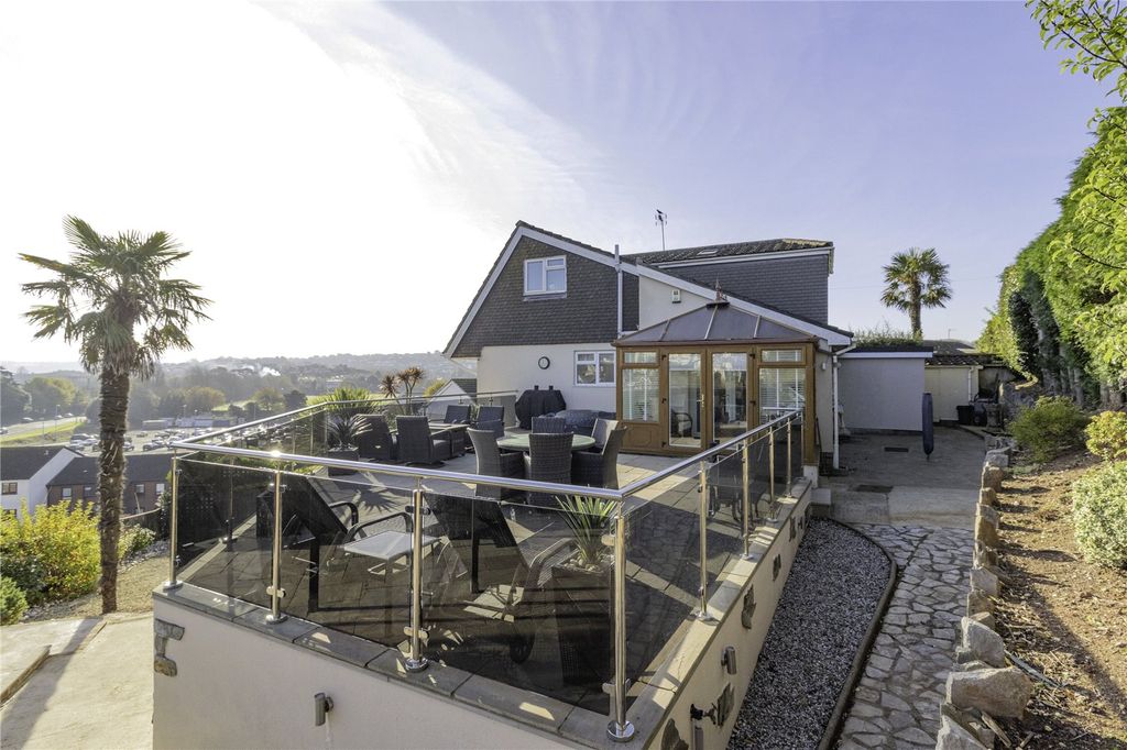Property photo 1 of 38 Picture No. 41