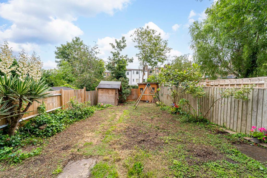 Property photo 3 of 13 Ndb06687-Edit
