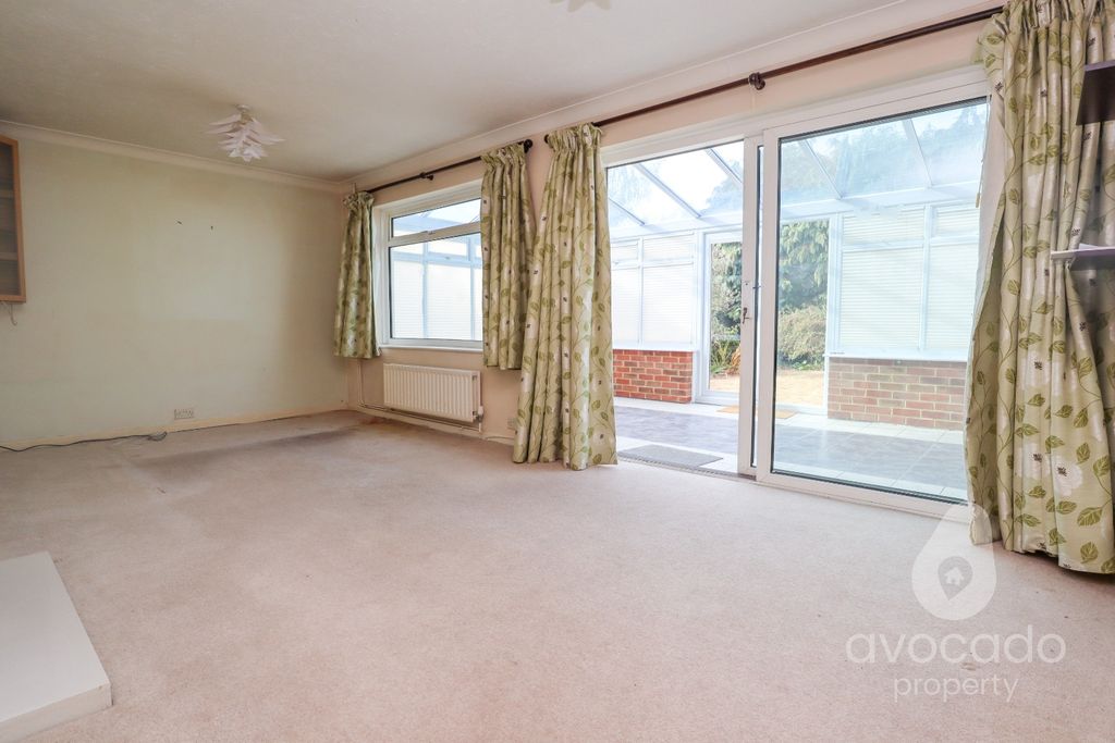 Property photo 3 of 13 4487407